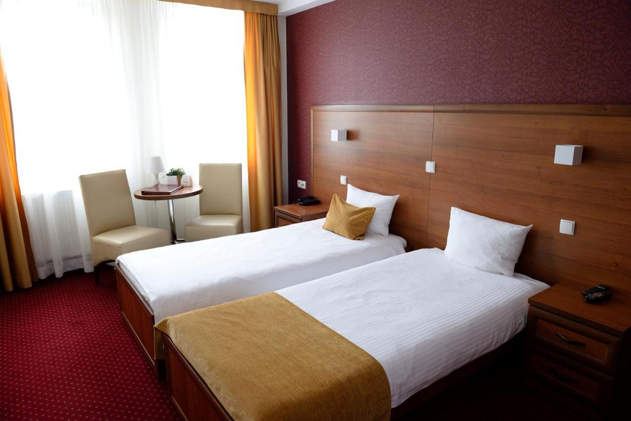 Quest Hotel - Dawniej Hotel Planeta Brzesko Dış mekan fotoğraf